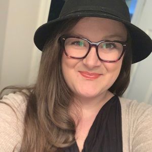 Meet your Posher, Michaela